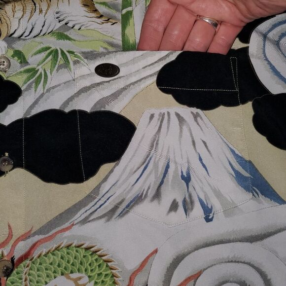 Vintage Y2K Phat Farm Shirt Tan Button Up All Over Print Tiger Dragon Mens XL - Picture 9 of 13